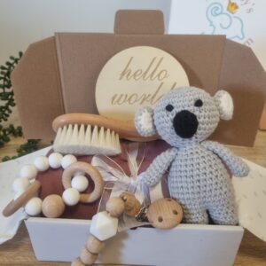 Assorted Friends - 6pc Essentials Sets